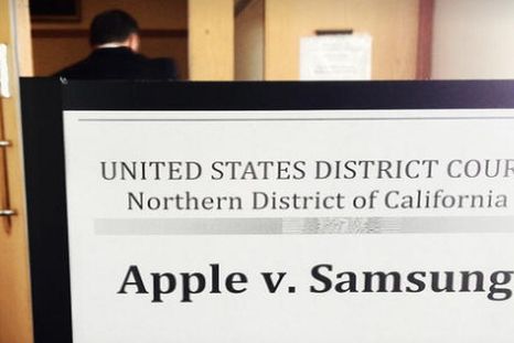 Entra en calor batalla legal entre Apple y Samsung