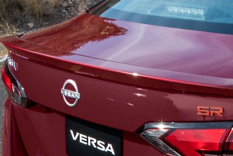 Nissan Versa