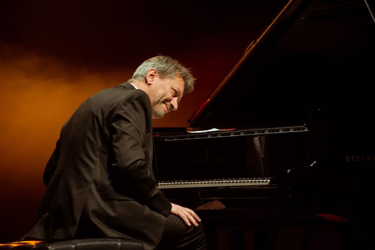 Julio Mazziotti, una de las propuestas para el inicio de este fin de semana.