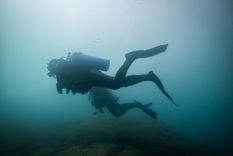 Buceo en Potrerillos, Mendoza Buzos de Aquanautas MDZ exploran las profundidades del dique Potrerillos. Foto: Ignacio Blanco Buceo en Potrerillos, Mendoza Buzos de Aquanautas MDZ exploran las profundidades del dique Potrerillos. Foto: Ignacio Blanco
