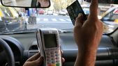 La estafa se efectúa mediante cobros adulterados por viajes en taxi. Los denunciantes aseguran haber perdido cerca de 1.600 dólares. La estafa se efectúa mediante cobros adulterados por viajes en taxi. Los denunciantes aseguran haber perdido cerca de 1.600 dólares.