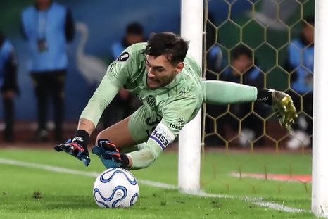 Cozzani detuvo el penal de Cordero y le dio el pasaje a cuartos de final a Platense. Cozzani detuvo el penal de Cordero y le dio el pasaje a cuartos de final a Platense.