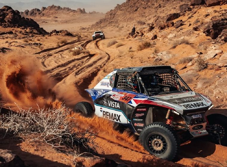 En su día especial, Kevin Benavides brilló y logró su mejor resultado en el Dakar. En su día especial, Kevin Benavides brilló y logró su mejor resultado en el Dakar.