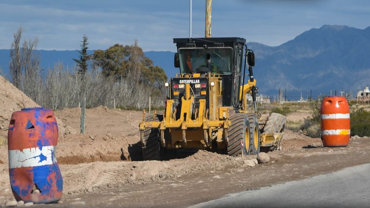 Durante las obras los vecinos se quejaron por las condiciones del camino. Durante las obras los vecinos se quejaron por las condiciones del camino.