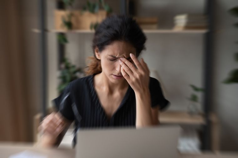 La migraña es considerada la segunda causa de discapacidad en el mundo y sólo un porcentaje pequeño de pacientes accede a un tratamiento adecuado Foto: Shutterstock La migraña es considerada la segunda causa de discapacidad en el mundo y sólo un porcentaje pequeño de pacientes accede a un tratamiento adecuado Foto: Shutterstock