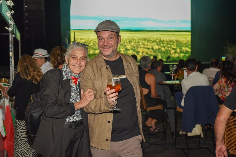 Beatriz Barbera y Federico Croce. Beatriz Barbera y Federico Croce.