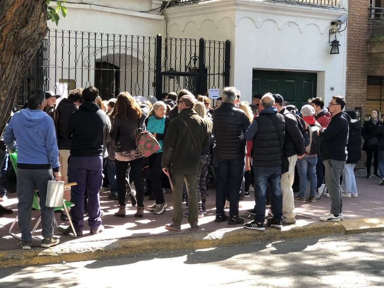 En el consulado de España en Mendoza se percibe la demanda a la hora de realizar este trámite. Foto: Alfredo Ponce/ MDZ