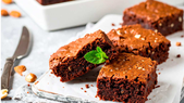 Chocolate total: receta de brownie keto con textura perfecta. Chocolate total: receta de brownie keto con textura perfecta.