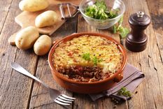 Prepara un riquísimo pastel de papa: con ingredientes simples y económicos.