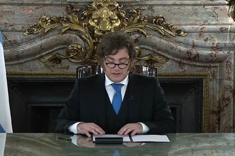 Milei habló de Malvinas en cadena nacional. Milei habló de Malvinas en cadena nacional.