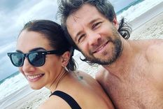 Nico Riera le hizo una broma a Thelma Fardín en sus vacaciones en las playas de Río de Janeiro La pareja se muestra cada vez más enamorada Foto: @Nico__riera