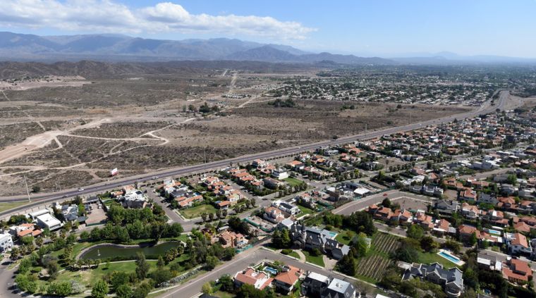 El Gobierno estableció las infracciones y penalidades que recibirán las construcciones y otras actividades irregulares en la zona.