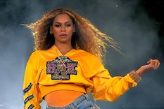 Foto: https://www.pinkvilla.com/entertainment/hollywood/beyonce-arrives-italy-kourtney-kardashian-and-travis-barkers-lavish-wedding-1102059