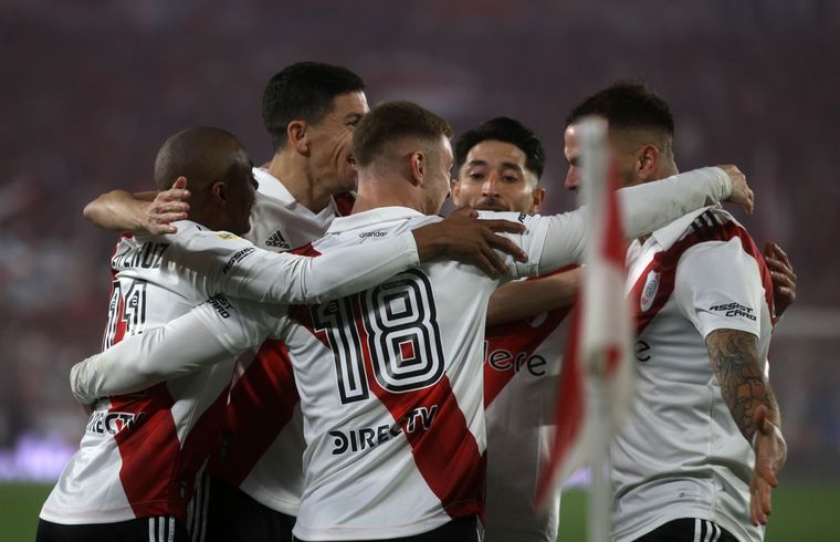 ¡River ya salió campeón! El Millonario festeja el título de la Liga Profesional Foto: NA
