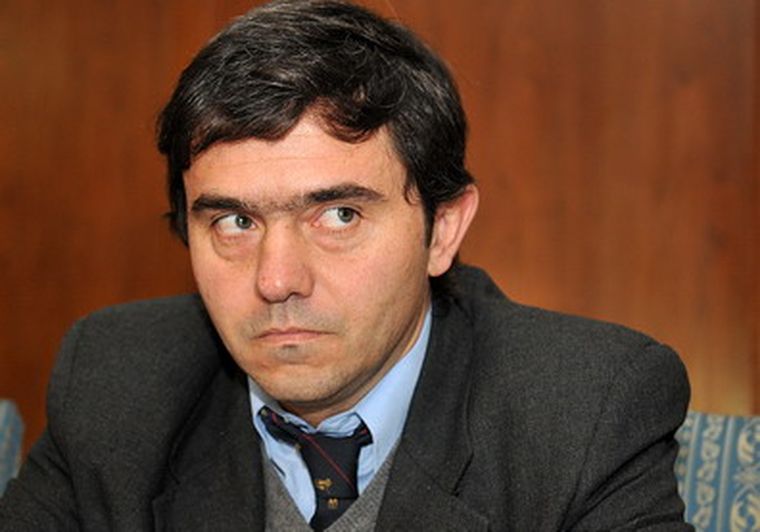 El director de Escuelas tendrá ahora que negociar con el SUTE. Foto: Nacho Gaffuri / MDZ