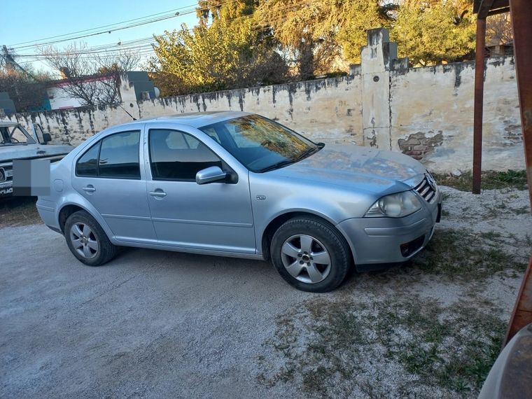 Un hombre murió tras robar un auto, enfrentarse a la policía y dispararse en la cabeza en San Agustín, provincia de Córdoba. Foto: Policía de Córdoba