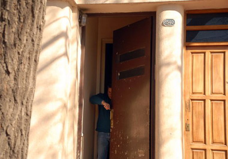 Sarmiento fue sorprendido cuando entraba su camioneta. Foto: Ivana González/MDZ