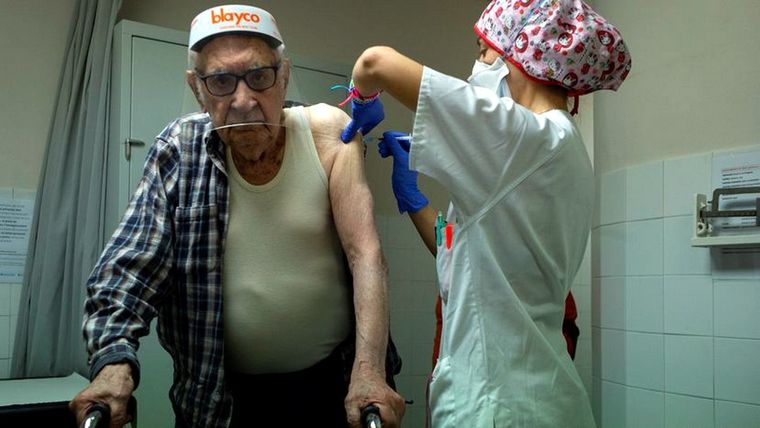 Los estafadores se aprovechan de la ansiedad de los pacientes. Imagen ilustrativa Foto: Elpais.