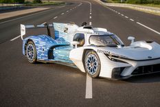 Toyota TR LH2