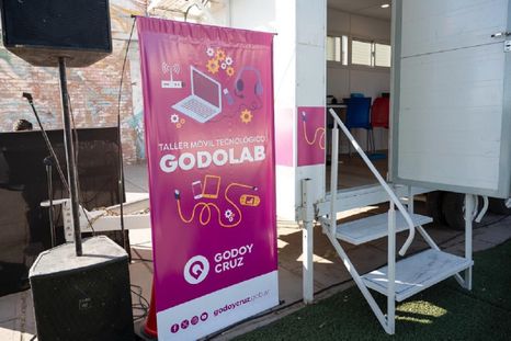 El nuevo espacio móvil educativo ya comenzó a funcionar. El nuevo espacio móvil educativo ya comenzó a funcionar.