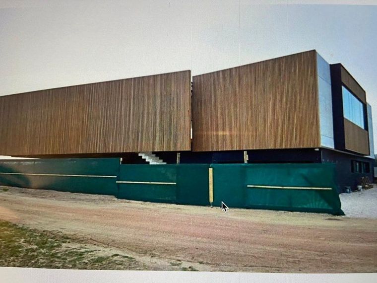 La casa que vende Suar: en la nota, conocela por dentro.
