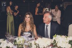 Juliana Awada brilló en el casamiento de Jorge Lanata.