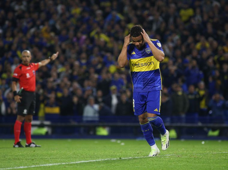 Frank Fabra se irá libre en diciembre y ya tiene en mente su siguiente destino.