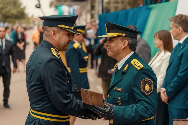 Jefe de la Policía del Chaco cobra más de 10 millones de pesos.  Foto: NA / Facebook