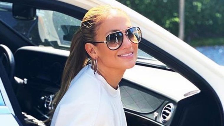 Acostada sin ropa interior: la foto de Jennifer López que deslumbró hasta su ex Marc Anthony