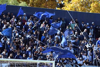 MDZol | Independiente Rivadavia Lepra Hinchada Hinchas (1).JPG