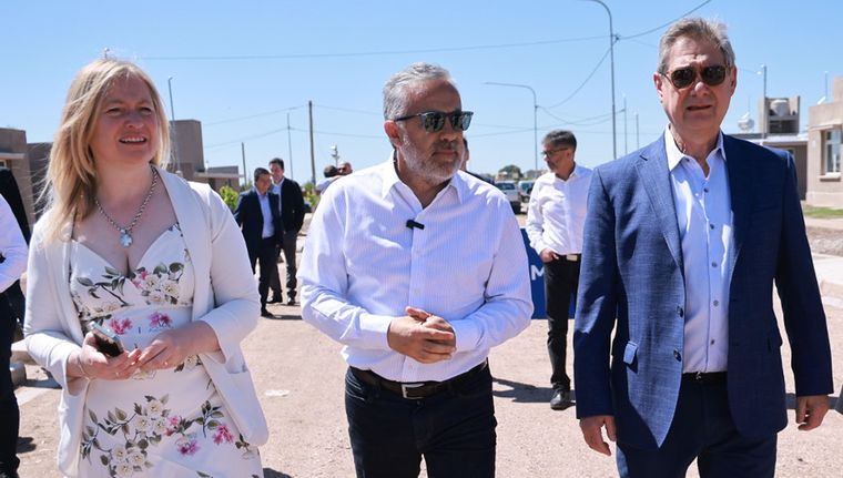 Hebe Casado, Alfredo Cornejo y Omar Félix.