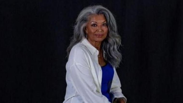 Shirley, ahora sexagenaria, insta al presidente a que finalmente le conceda la ciudadanía a ella y a otras personas en su situación.