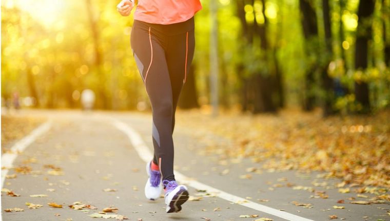 Caminar rejuvenece tu cerebro (Shutterstock) Caminar rejuvenece tu cerebro (Shutterstock)