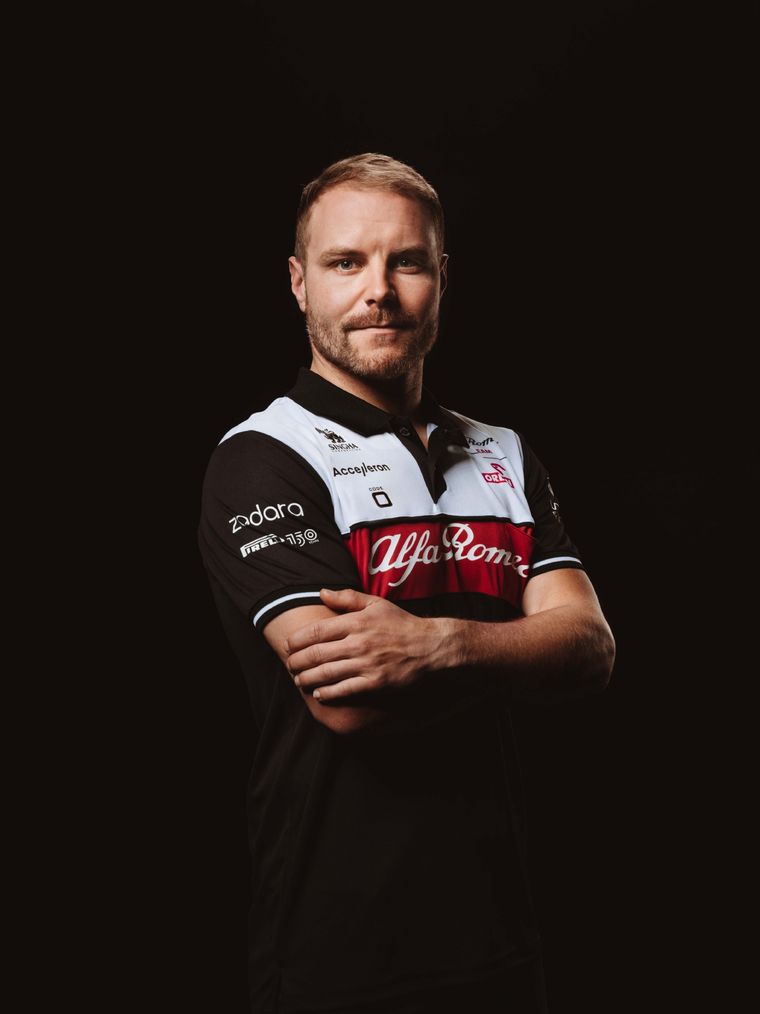 El finlandés se prepara para subirse al nuevo C42. Foto: Alfa Romeo F1 Team ORLEN