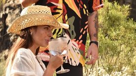 El placer de tomarse un vermut. Foto: Gentileza Destilería Andina.