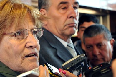 MDZol | La madre de Paula Toledo, y el abogado de la familia, dialogaron con la prensa. Foto: Agustín Mauricio/Mediamza.com