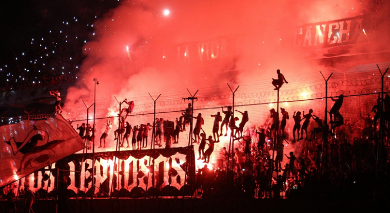 La barra de la Lepra en la mira. Foto: Télam