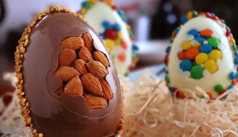Hacé tu propio huevo de Pascua casero. Foto: CUKit