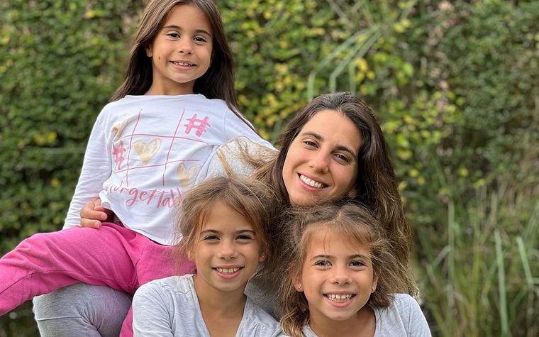 LA FAMILIA. EN PUNTA CANA AHORA TODO ES TRANQUILIDAD PARA CINTHIA FERNANDEZ.