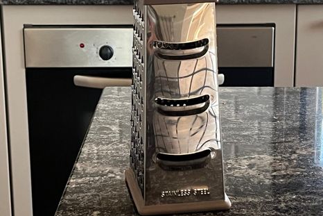 Las ranuras tinen una función específica. Fuente: IA Gemini. Las ranuras tinen una función específica. Fuente: IA Gemini.