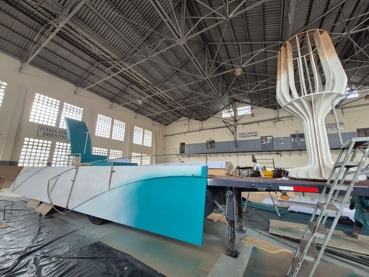 La Vendimia no sería lo mismo sin sus carros. Te contamos cómo se construyen estas imponentes estructuras. Foto: Ciudad de Mendoza