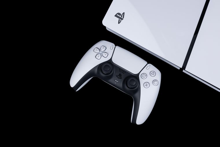 La PlayStation 5 Slim se consigue en Walmart a un precio promocional inédito. La PlayStation 5 Slim se consigue en Walmart a un precio promocional inédito.