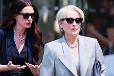 Meryl Streep (dcha.) y Anne Hathaway durante el rodaje de "El diablo viste a la moda 2".