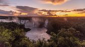 Las Cataratas del Iguazú lidera el ránking de atracciones turísticas más fotografías en Argentina, según Google Maps. Las Cataratas del Iguazú lidera el ránking de atracciones turísticas más fotografías en Argentina, según Google Maps.