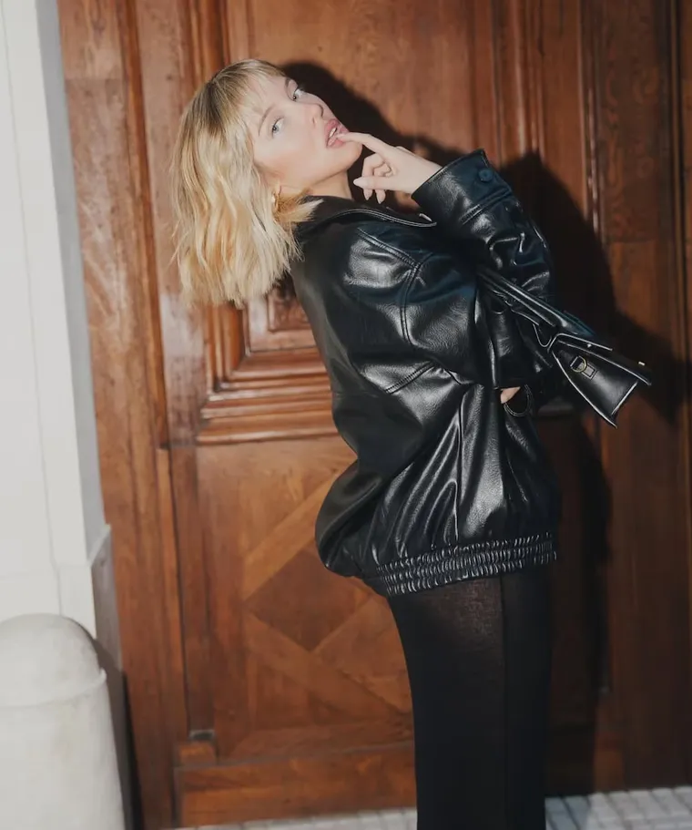 “Hasta que un día volví”: el mensaje detrás del cambio de look de Sofía Gonet. “Hasta que un día volví”: el mensaje detrás del cambio de look de Sofía Gonet.