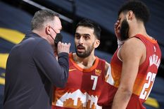 Michael Malone está encantado con el argentino Foto: NBA