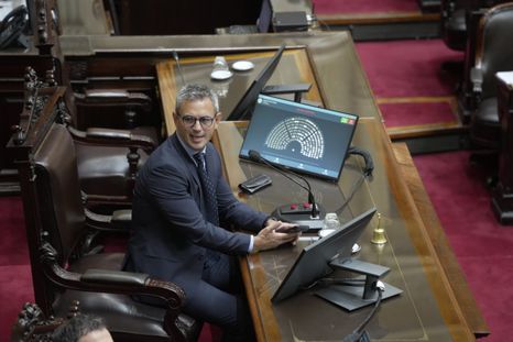 Martín Menem en la sesión de Diputados por la baja de edad de imputabilidad. Martín Menem en la sesión de Diputados por la baja de edad de imputabilidad.
