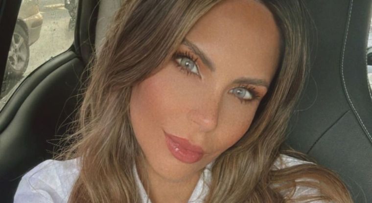 Barby Franco recordó el día en el que su papá le puso un revolver en la cabeza La modelo se emocionó al hablar de su difícil pasado Foto: @barbaritafranco21