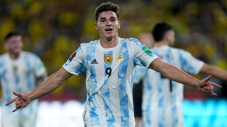 La curiosa razón por la que le dicen La Araña a Julián Álvarez Julián Álvarez Foto: El Destape