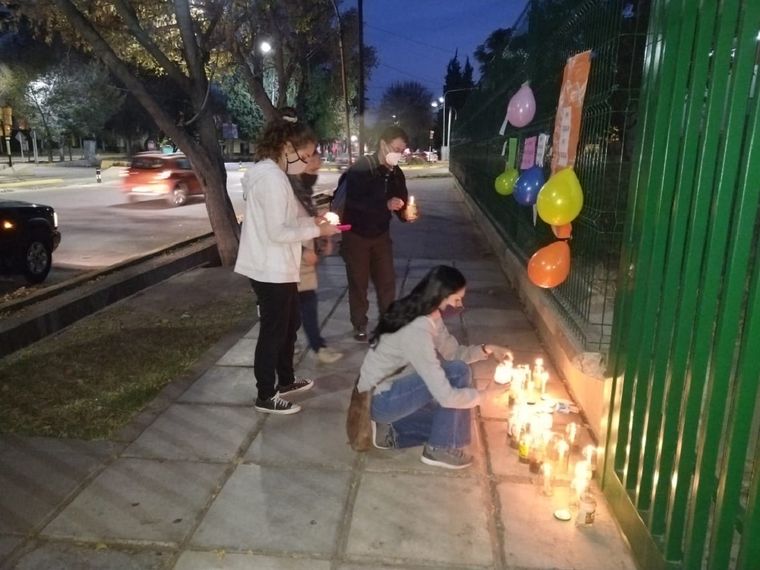 Encendiendo las primeras velas Foto: Cortesía de padres y madres